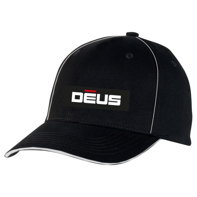 Black baseball cap with DEUS logo
