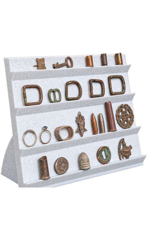 Finds Display